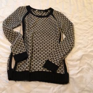 Black and white knit detail sweater